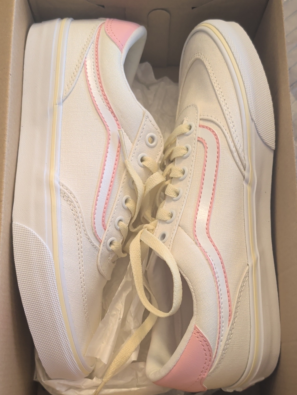 Women's Vans Brooklyn LS Pastel White Sneakers with Pink Accent